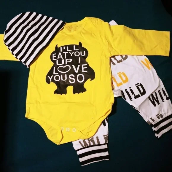 Cute Infant Outfit - 8 - Picture 1 of 8